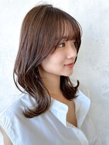 プラチナ(PLATINA) 外ハネくびれヘア韓国ヘア/顔周りカット/レイヤーカット/前髪