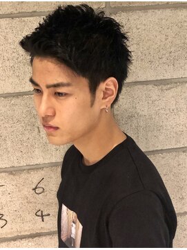 フランクスバーバー アンド ビアークラブ(FRANK'S BARBER and BEER CLUB) ワイルドアップバングネープレスビジネスフェザーマッシュ