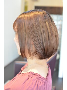 トラップヘアー ボブ