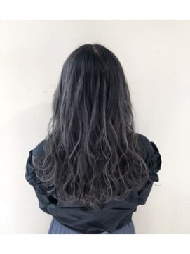 リー 枚方(Lee) 【熊谷】透明感×セピアグレージュ