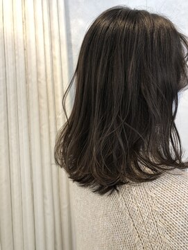 オルオル(OluOlu) 巻き髪ヘアスタイル