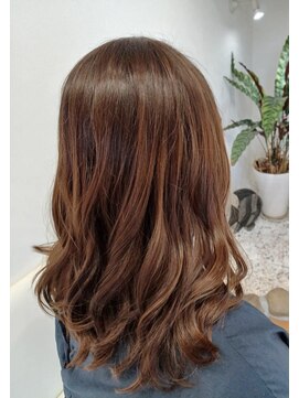 アンフェネ(an fene) セミロング×ベージュブラウン