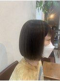 太めハイライト/大人ボブ/切りっぱなし/アッシュベージュ/透明感