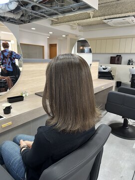 ユーリ(juli) ハイライト×ベージュ