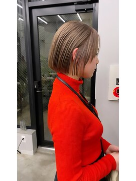 ヴァーディ オモテサンドウ(Vardy omotesando) ホワイトベージュ/ケアブリーチ