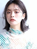 マム(mamu)&nbsp;ニュアンス外はねボブ/グレージュ