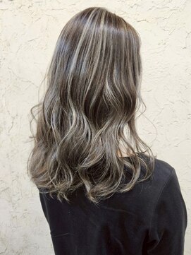 フロール(Flor) 【Flor_戸塚】*ハイライト+グレージュ*