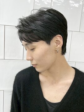 メリケンビューティーパーラー コウベ(MERICAN BEAUTY PARLOR KOBE) メンズカット スタイリッシュセンターパート