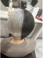 ミミー(mimiiy)&nbsp;ホワイト＆ブラック