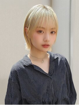 ヴェイン 渋谷(vain) ボブ レイヤー 顔周りレイヤー 小顔カット 透明感カラー