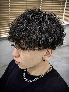 ジ オブスキュア(THE OBSCURE) 波巻きパーマ