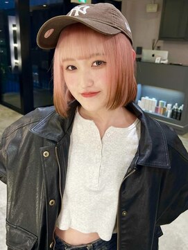 ノエ 心斎橋(Noe) コーラルピンク  デザインカラー  ハイトーンボブ 【LIRA】