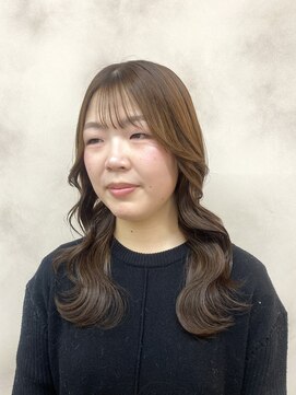 エルフレームバイワンラヴェスト(L'FLAME by one Lovest) レイヤーカット/グレージュカラー/長野駅前L'FLAME