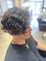 プリンプ トータルビューティ(PRIMP.total beauty)&nbsp;ランダムな毛流れで作るゆるめのツイスパ！は人気です！