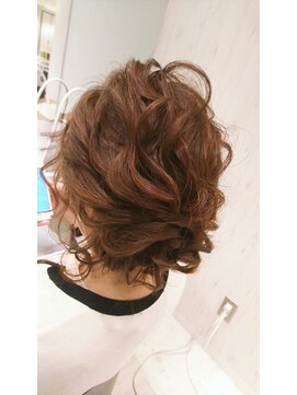 アイビス(AIBIZ) ヘアアレンジ/ふんわりアップ