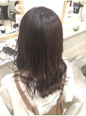 ピンクベージュ
