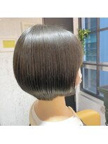 ショートボブ　ナチュラルスタイル