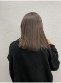 外国人のような柔らかいベージュ