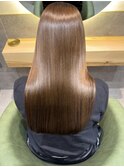 <ブリーチ履歴5回の髪の毛も美髪へ>髪質改善トリートメント