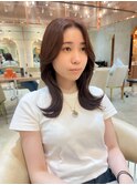 斜めバングデザインカラーグレージュ【韓国ヘア/顔まわり】