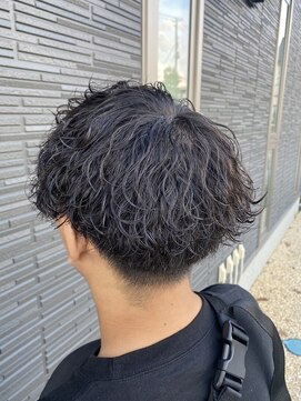 トゥエンティ(twenty) メンズパーマ　★波巻きパーマ★