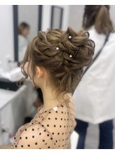 セラフィ(Seraphy) お呼ばれアップスタイル