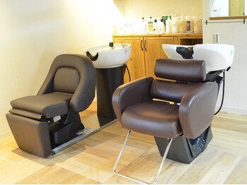 ヘアーデザイン ラボ プリモ(hair design labo Primo)の写真/【伏見桃山駅徒歩5分】マンツーマン施術でゆっくり寛げる♪丁寧なカウンセリングで貴方のなりたいを叶える