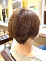 ヘアーメイクロージー 八軒店 (HAIR MAKE ROSY)&nbsp;大人ショートミルクテーベージュハイライトレイヤーボブウルフ