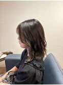 レイヤーくびれミディアムホワイトベージュグレージュ