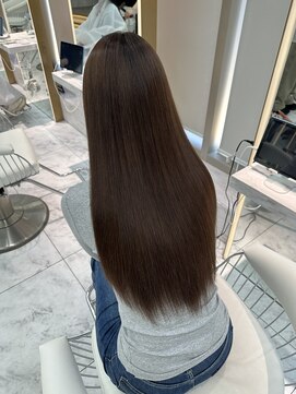 ロンドルピナス 小倉(Lond Lupinus) ミディアムヘア暗めカラー/デザインカラー/フェイスフレーミング