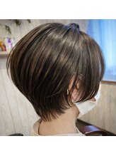 【毎月無理なく通える価格設定。常に「綺麗な私」でいられるためのリタッチカラー習慣】