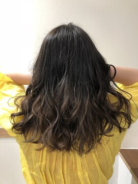 ビーヘアサロン(Beee hair salon) 外国人風グラデーションヘア