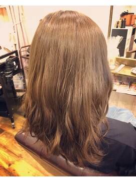 ヴィアージュ(Viage) フォギーグレージュ