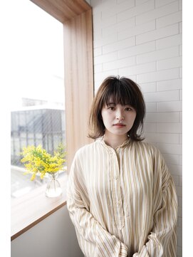 サングース(Sungoose) Sungoose カーキグレージュ大人かわいいフェザーバング