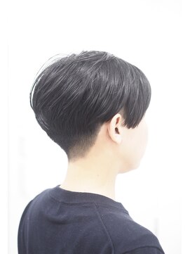 ミューク(mjuk) asymmetry short bob style