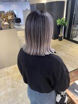 メリー オオサカ(Merly Osaka)&nbsp;誰もが見惚れるバレイヤージュ_ホワイトラベンダーカラー_