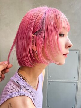 エイミー(Aimee) Aimee町田　ビビットピンク×顔まわりレイヤー