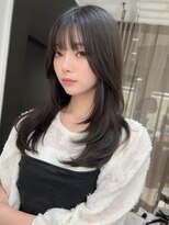 マウナケア(Maunacare)&nbsp;大人可愛い20代30代40代小顔ウルフレイヤーボブ丸みセミロング
