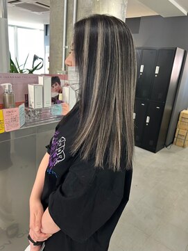 キング(K!ng) 縮毛矯正髪質改善ハイライトレイヤーカット枚方美容室エクステ