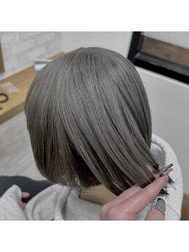 イルファ 北野田店(ehl：fa) シルバーアッシュ