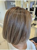 ナチュラルハイライトボブ