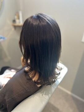 モア(more) カーキグレージュ