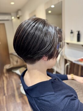 グリーンフィールコパン(green feel copains) ショートボブ/マットグレージュ♪