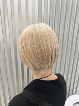 モア シルエ(MoA cilue) ホワイトブロンド/ブロンドベージュ【田中】