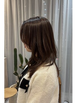 オン キャナルシティ博多前店(on) 髪ドクター吉井/ミディアムレイヤー/チャコールブラウン/30代