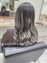 アース 若葉台店(EARTH) 若葉台で叶えるグレージュのグラデーションカラー|30代女性