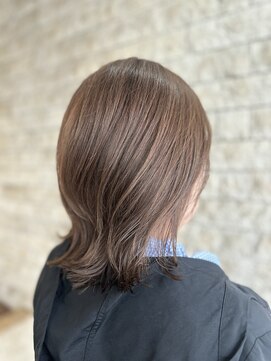 フラット 千葉(Flat.) 柔らかベージュ【千葉駅・千葉】