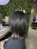 ロロネー 池田(Lolonois) 白髪ぼかしハイライト