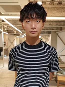サンズ オブ フェブ(sons of fev)の写真/お洒落な雰囲気で癒される空間、シャドウパーマで毎日のセットしやすさを叶えませんか？☆