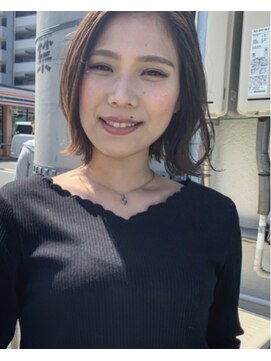 ホロホロヘアー(Hair) アゴライン切りっぱなしボブ